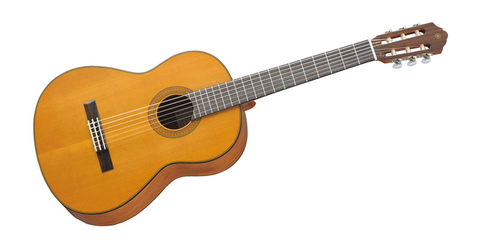 dan-guitar-thung-yamaha-cg122mc-1