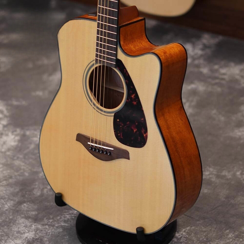 dan-guitar-acoustic-yamaha-fgx800c_8222-transformed