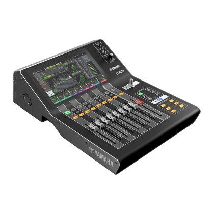 Mixer kỹ thuật số Yamaha DM3