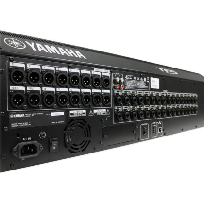Bàn Mixer Yamaha TF5