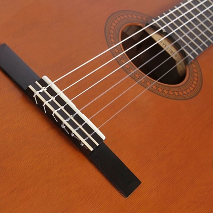 Đàn Classic Guitar YAMAHA CG122MC